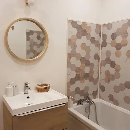 Apartment Bel Appartement, 2 Chambres, Centre *